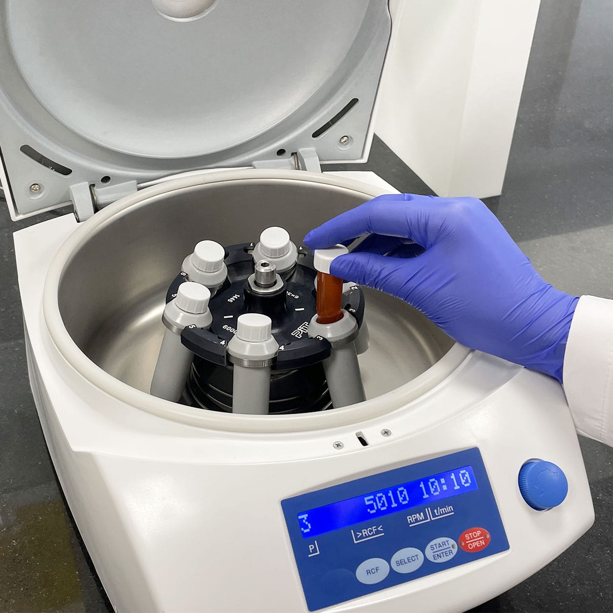 همه چیز درباره ای سانتریفیوژهای آزمایشگاهی و کاربرد آن